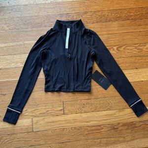 Lululemon it’s rulu run ribbed cropped 1/2 half zip size 4 black nwt